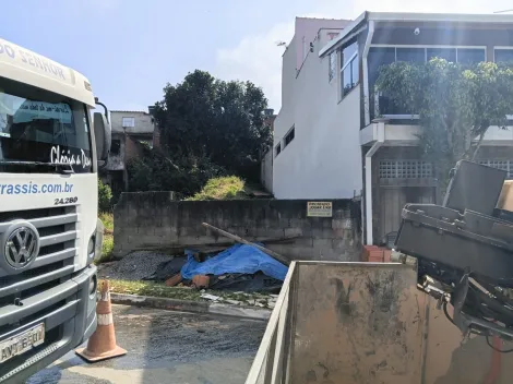 Comprar Terrenos / &aacute;rea - Urbana em Suzano R$ 150.000,00 - Foto 3