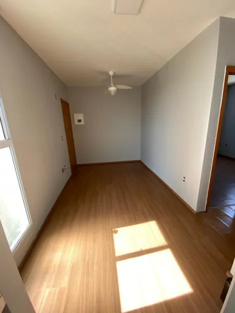 Alugar Apartamentos / Padr&atilde;o em Po&aacute; R$ 1.250,00 - Foto 6