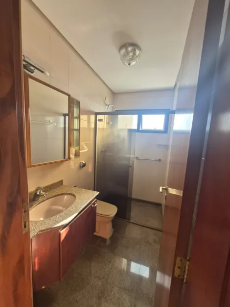 Alugar Apartamentos / Padr&atilde;o em Suzano R$ 3.500,00 - Foto 18
