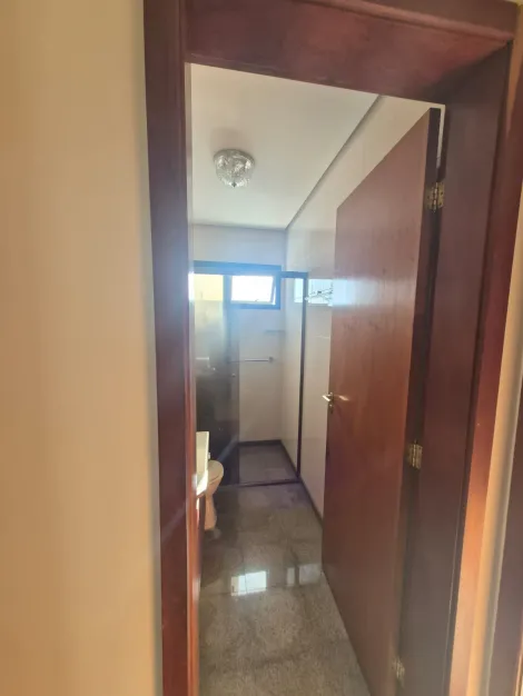 Alugar Apartamentos / Padr&atilde;o em Suzano R$ 3.500,00 - Foto 17