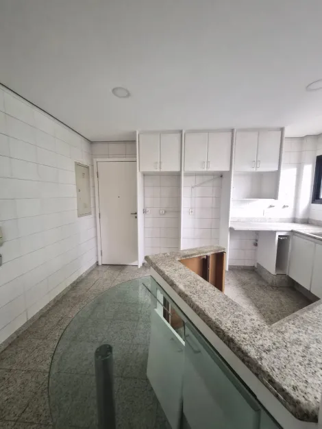 Comprar Apartamentos / Padr&atilde;o em Suzano R$ 900.000,00 - Foto 14