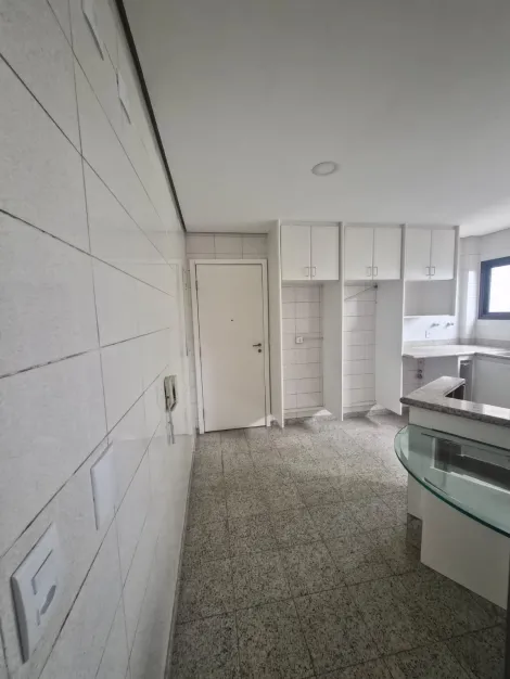Comprar Apartamentos / Padr&atilde;o em Suzano R$ 900.000,00 - Foto 11