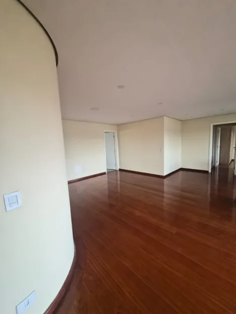 Comprar Apartamentos / Padr&atilde;o em Suzano R$ 900.000,00 - Foto 8