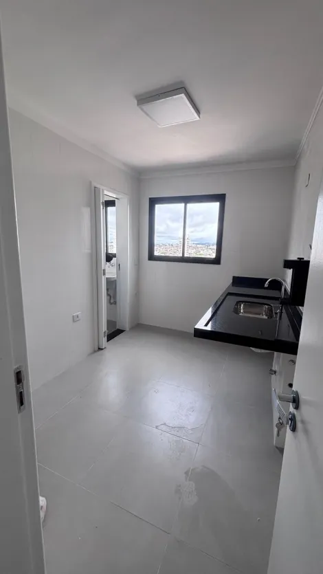 Alugar Apartamentos / Padr&atilde;o em Suzano R$ 2.300,00 - Foto 13