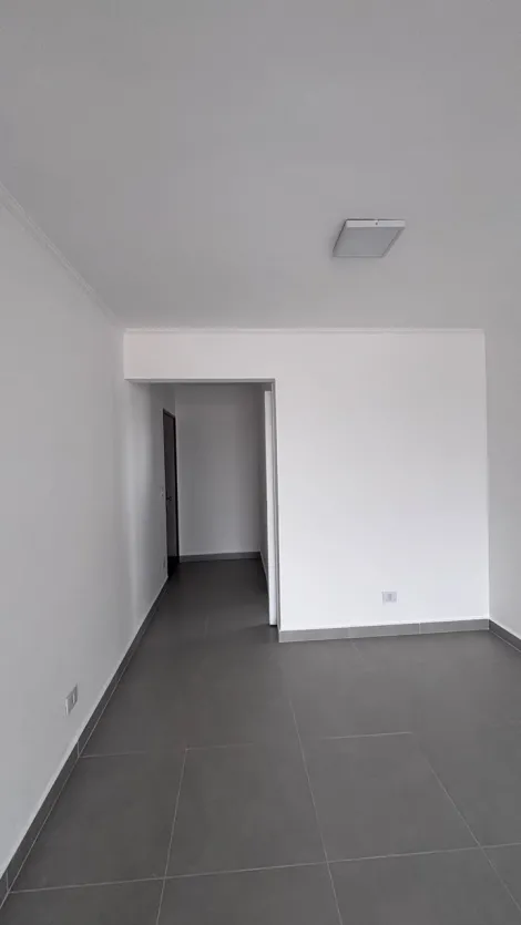 Alugar Apartamentos / Padr&atilde;o em Suzano R$ 2.300,00 - Foto 4