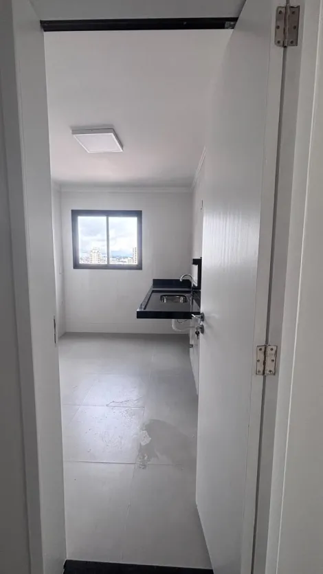 Alugar Apartamentos / Padr&atilde;o em Suzano R$ 2.300,00 - Foto 14