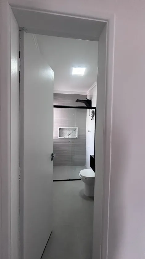 Alugar Apartamentos / Padr&atilde;o em Suzano R$ 2.300,00 - Foto 20