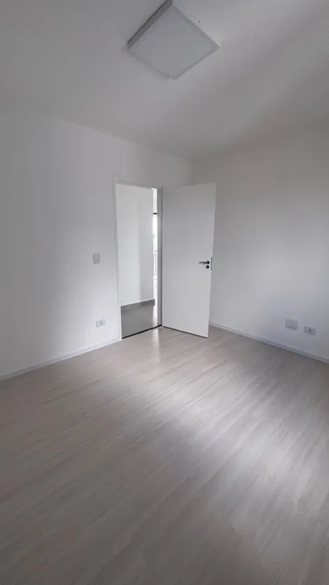 Alugar Apartamentos / Padr&atilde;o em Suzano R$ 2.300,00 - Foto 7