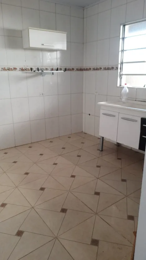 Alugar Casas / Sobrado em Suzano R$ 1.000,00 - Foto 14
