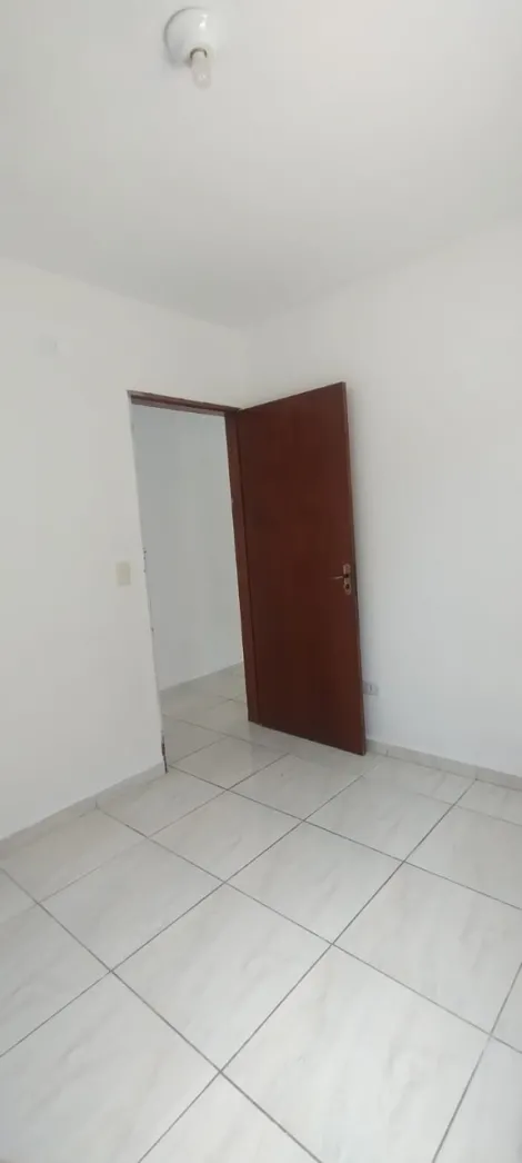 Alugar Casas / Sobrado em Suzano R$ 1.000,00 - Foto 21