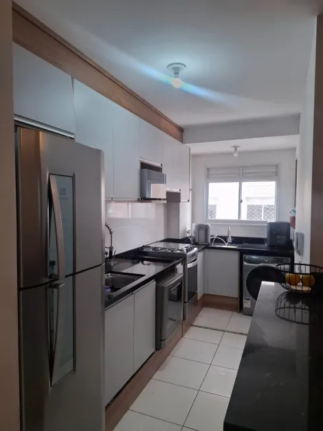 Comprar Apartamentos / Padr&atilde;o em Suzano R$ 400.000,00 - Foto 2