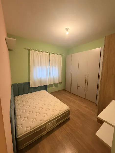 Alugar Apartamentos / Padr&atilde;o em Suzano R$ 5.000,00 - Foto 8