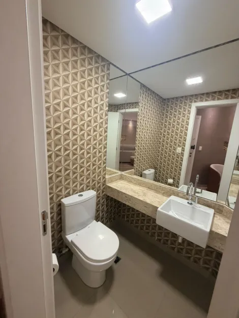 Alugar Apartamentos / Padr&atilde;o em Suzano R$ 5.000,00 - Foto 17
