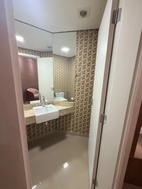 Alugar Apartamentos / Padr&atilde;o em Suzano R$ 5.000,00 - Foto 23