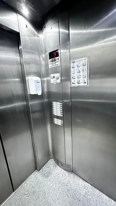 Alugar Comerciais / Pr&eacute;dio Comercial em Suzano R$ 3.500,00 - Foto 19
