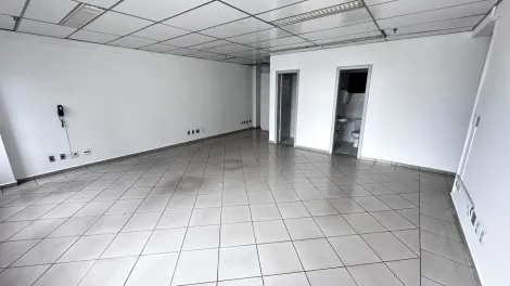 Alugar Comerciais / Pr&eacute;dio Comercial em Suzano R$ 3.500,00 - Foto 11