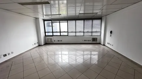 Alugar Comerciais / Pr&eacute;dio Comercial em Suzano R$ 3.500,00 - Foto 9