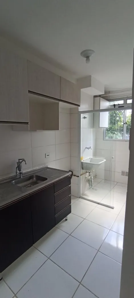Alugar Apartamentos / Padr&atilde;o em Suzano R$ 1.100,00 - Foto 9