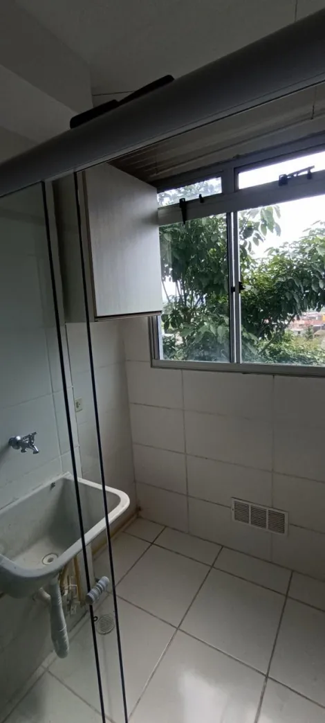 Alugar Apartamentos / Padr&atilde;o em Suzano R$ 1.100,00 - Foto 13