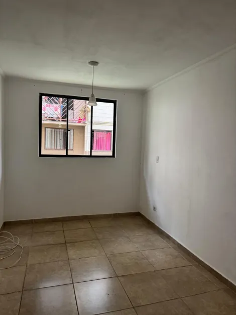 Comprar Apartamentos / Padr&atilde;o em Suzano R$ 250.000,00 - Foto 10