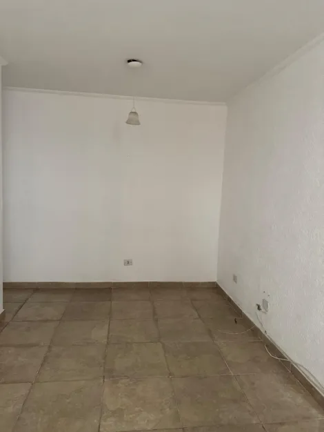 Comprar Apartamentos / Padr&atilde;o em Suzano R$ 250.000,00 - Foto 2