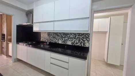 Alugar Apartamentos / Padr&atilde;o em Mogi das Cruzes R$ 4.450,00 - Foto 2