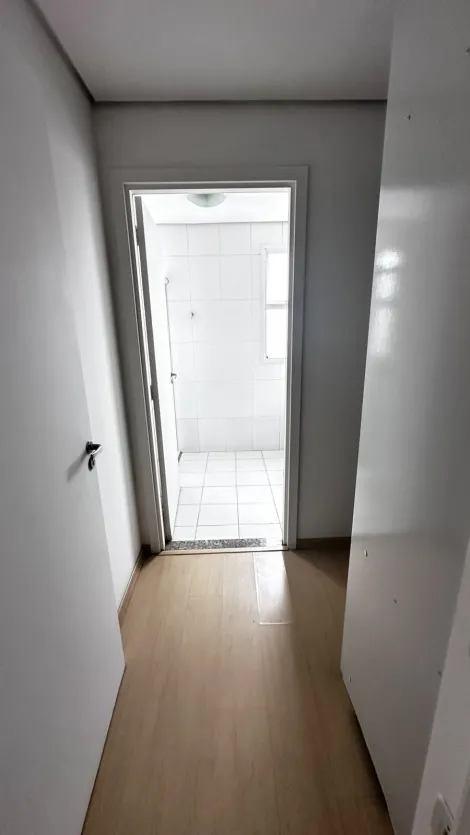 Alugar Apartamentos / Padr&atilde;o em Suzano R$ 4.500,00 - Foto 24