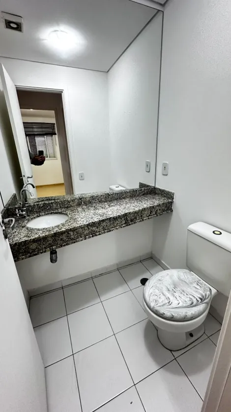 Alugar Apartamentos / Padr&atilde;o em Suzano R$ 4.500,00 - Foto 17