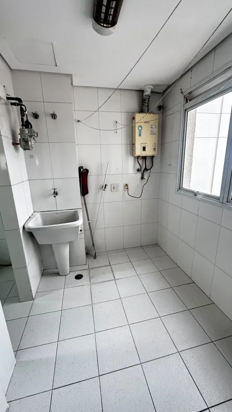 Alugar Apartamentos / Padr&atilde;o em Suzano R$ 4.500,00 - Foto 15