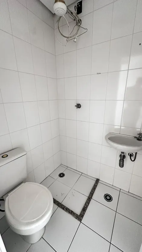 Alugar Apartamentos / Padr&atilde;o em Suzano R$ 4.500,00 - Foto 14