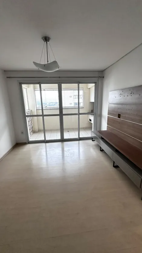Alugar Apartamentos / Padr&atilde;o em Suzano R$ 4.500,00 - Foto 4
