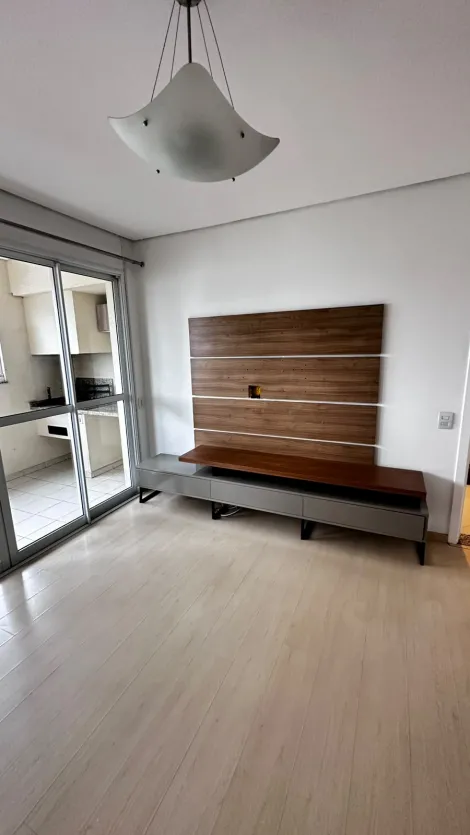 Alugar Apartamentos / Padr&atilde;o em Suzano R$ 4.500,00 - Foto 3