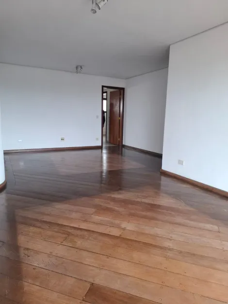 Alugar Apartamentos / Padr&atilde;o em Suzano R$ 3.000,00 - Foto 3