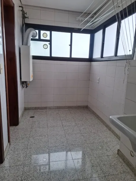 Alugar Apartamentos / Padr&atilde;o em Suzano R$ 3.000,00 - Foto 13