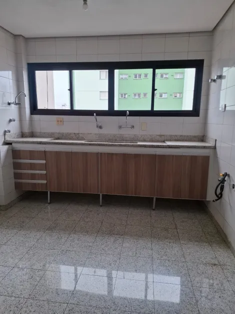 Alugar Apartamentos / Padr&atilde;o em Suzano R$ 3.000,00 - Foto 11
