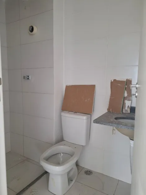 Alugar Apartamentos / Padr&atilde;o em Suzano R$ 1.900,00 - Foto 11