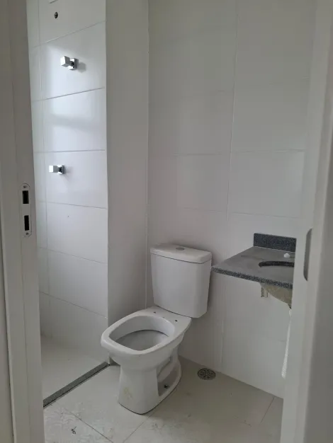 Alugar Apartamentos / Padr&atilde;o em Suzano R$ 1.900,00 - Foto 10