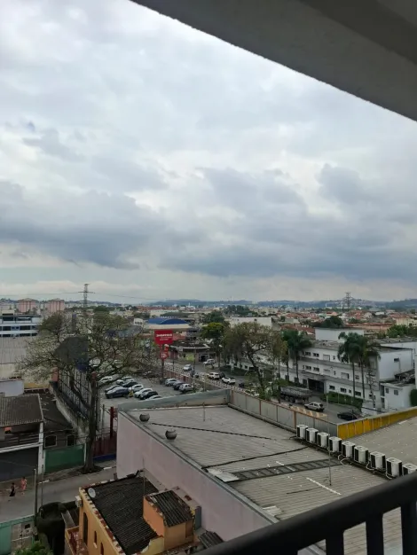 Alugar Apartamentos / Padr&atilde;o em Suzano R$ 1.900,00 - Foto 3
