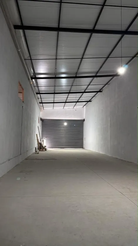 Alugar Comerciais / Galp&atilde;o - Comercial em Po&aacute; R$ 12.000,00 - Foto 2
