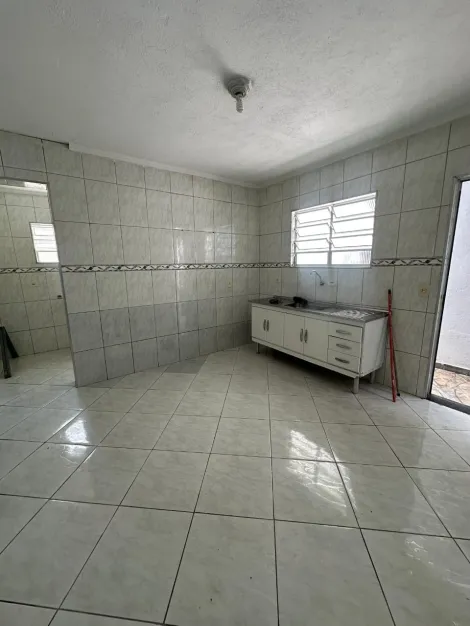 Alugar Casas / Sobrado em Suzano R$ 2.500,00 - Foto 7