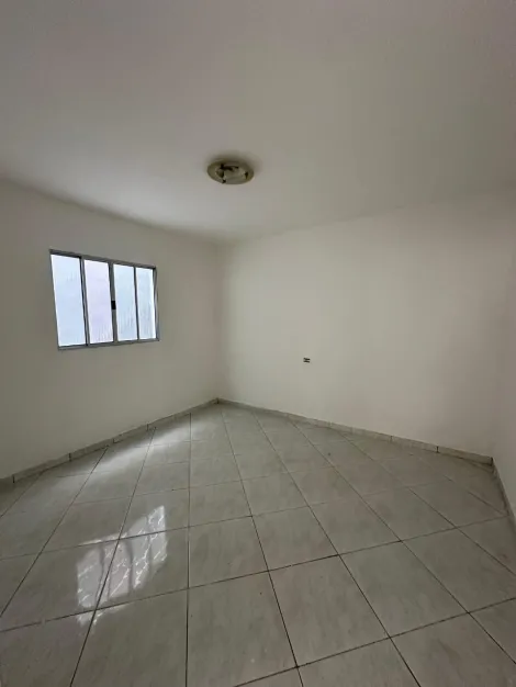 Alugar Casas / Sobrado em Suzano R$ 2.500,00 - Foto 12