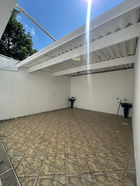 Alugar Casas / Sobrado em Suzano R$ 2.500,00 - Foto 4
