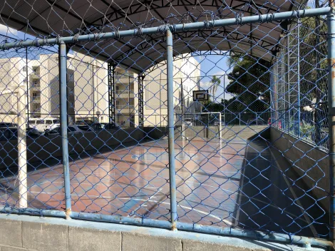 Comprar Apartamentos / Padr&atilde;o em Suzano R$ 270.000,00 - Foto 18