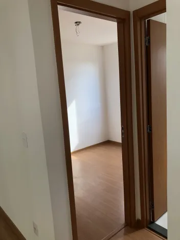 Comprar Apartamentos / Padr&atilde;o em Suzano R$ 270.000,00 - Foto 7