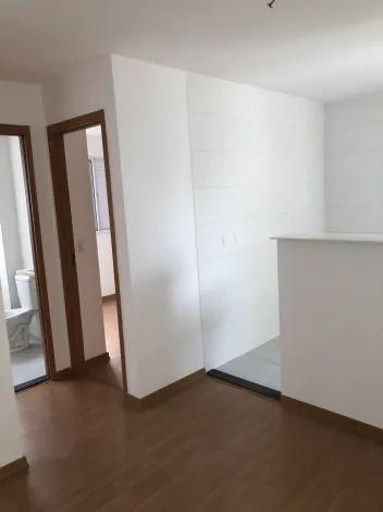 Comprar Apartamentos / Padr&atilde;o em Suzano R$ 270.000,00 - Foto 2