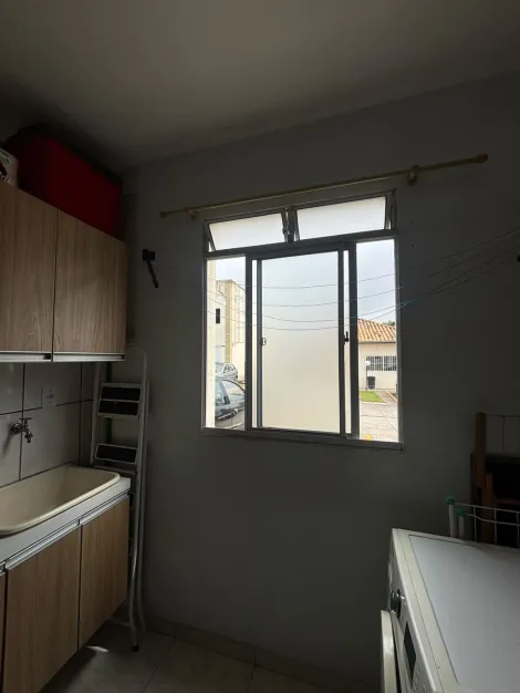 Comprar Apartamentos / Padr&atilde;o em Suzano R$ 220.000,00 - Foto 8