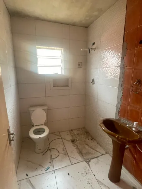 Comprar Casas / Sobrado em Suzano R$ 400.000,00 - Foto 23