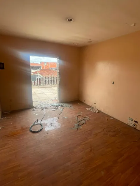 Comprar Casas / Sobrado em Suzano R$ 400.000,00 - Foto 12