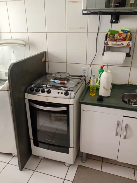 Comprar Apartamentos / Padr&atilde;o em Mogi das Cruzes R$ 200.000,00 - Foto 10