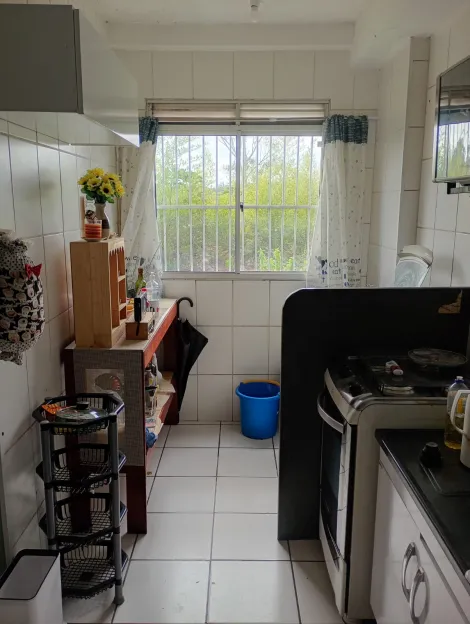 Comprar Apartamentos / Padr&atilde;o em Mogi das Cruzes R$ 200.000,00 - Foto 5